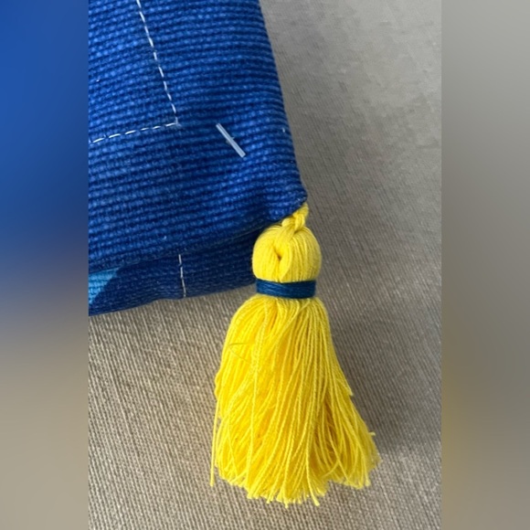 NWT tabitha brown polka dot table runner decor - Picture 3 of 6